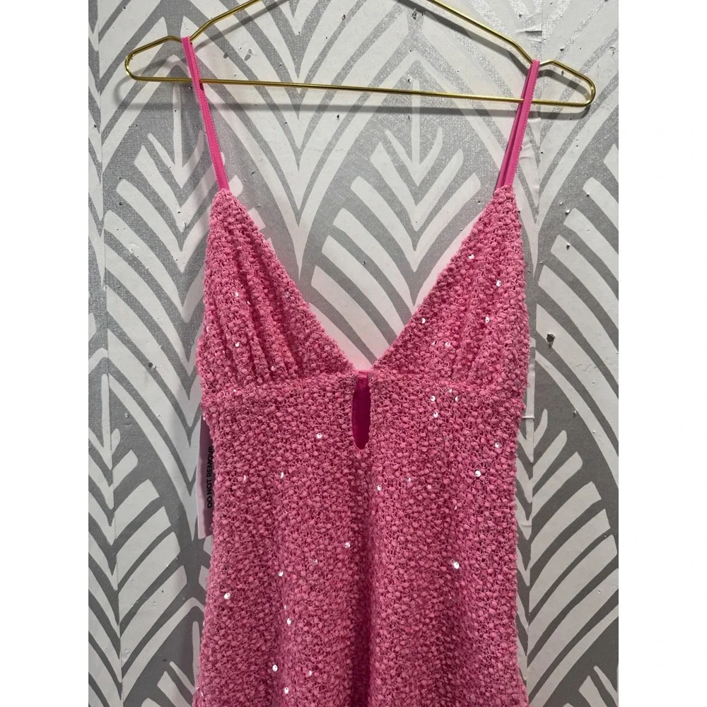 SOLD Princess Polly Pink Sequin Mini Dress V-Neck Keyhole Cutout Party US 6 - Picture 3 of 7